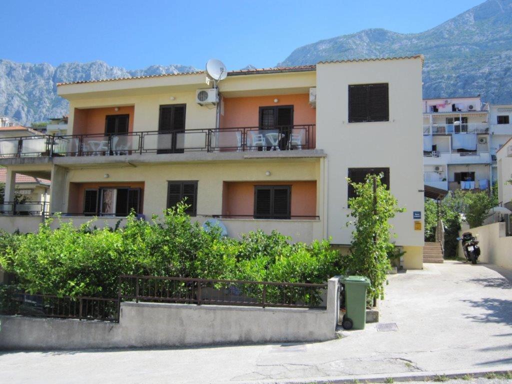 Apartments Mihic Makarska Extérieur photo