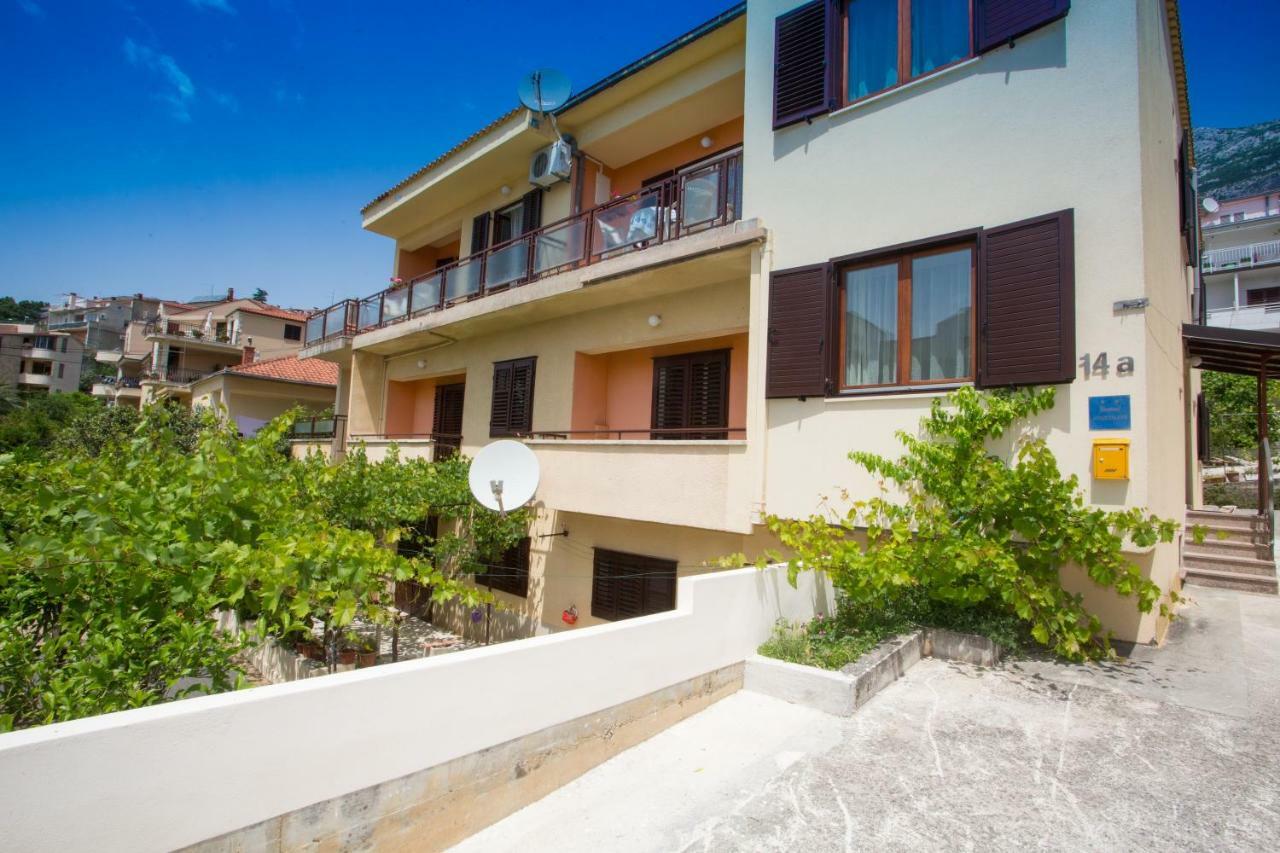 Apartments Mihic Makarska Extérieur photo