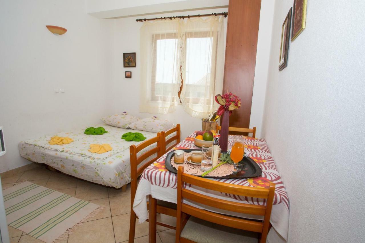 Apartments Mihic Makarska Extérieur photo